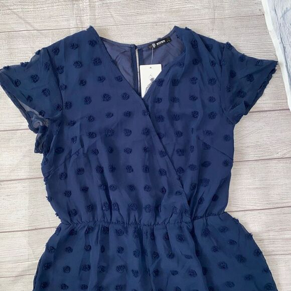 BTFBM fully lined v-cut short sleeve romper w/fabric appliqués navy blue sz L - Picture 3 of 12